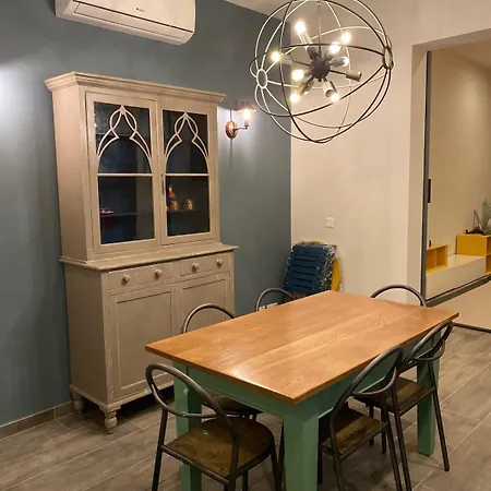 New Designer Townhouse Сasa de vacaciones *