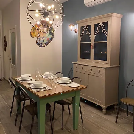 펜션 New Designer Townhouse